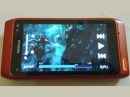   Nokia N8     