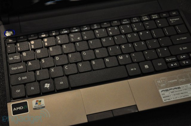  Gateway LT2203   Acer Aspire One 521 (11
 + )