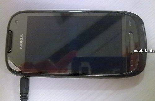 Nokia C7