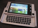  Motorola Devour  