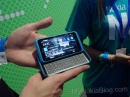 Nokia E7-00:  -