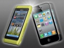 Nokia N8  iPhone 4    