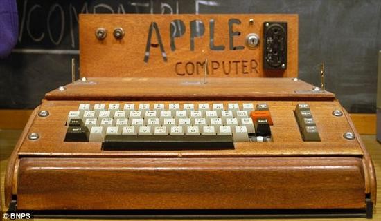   Apple     200  