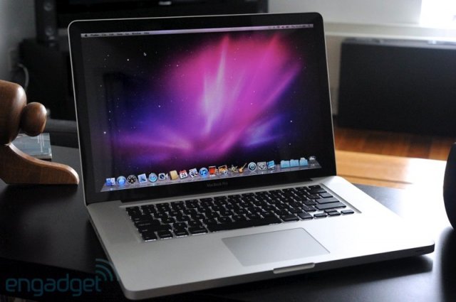 Apple MacBook Pro 2011 -   