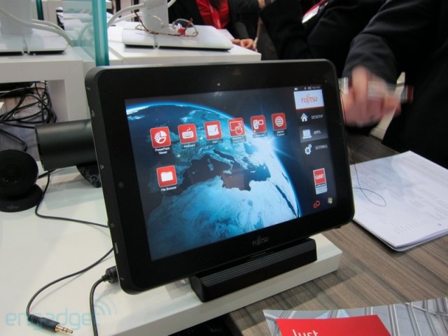   Fujitsu Stylistic Q550 (12 )