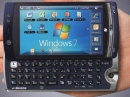 Fujitsu F-07c -    Windows 7  Symbian