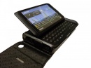      Nokia E7-00. 