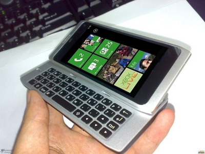  Windows Phone 7 Nokia  QWERTY