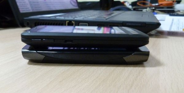  945   Highscreen Cosmo