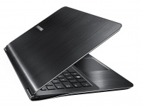 Samsung   Series 9   11 