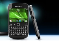 BlackBerry Bold 9900/9930     287 dpi