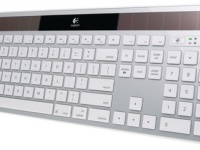 Logitech K750       