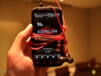   HTC Sensation XE  Beats Audio