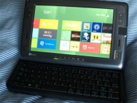 Windows 8    HTC Shift