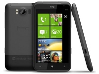   HTC Titan