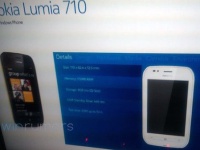   Nokia Lumia 800  710