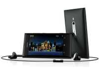 Nokia Lumia 800:     Windows Phone 7.5