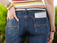  Amazon Kindle     84 