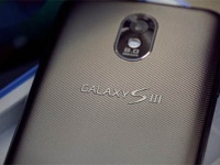 : 4- Samsung Galaxy S III    2012 