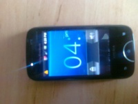  Sony Ericsson SK19i:  QWERTY-