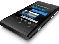Nokia      Lumia 800  