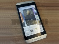  BBX- BlackBerry   Surfboard