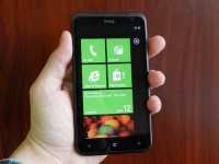  HTC Titan    7740