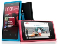   Nokia Lumia 800,   