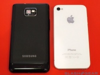 Samsung       iPhone 4S  