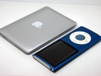 Apple Macbook Air Compact     