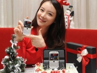 BlackBerry Bold Touch 9900    20      