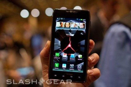 slashgear_ces2012_motorola_1-580x386