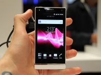 Sony Xperia S       CES 2012