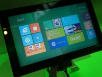 Windows 8    10       1366 x 768