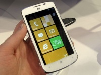 ZTE Tania:  Windows Phone   