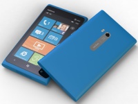     Noka Lumia 910  12- 