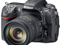 Nikon    D700  D300s,  D800  ?