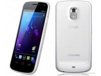 Белый Galaxy Nexus дебютирует 13 февраля