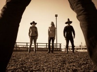  Sony Xperia S    iPhone 4S, Lumia 800  Galaxy SII