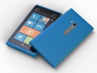 Microsoft      Nokia Lumia 900
