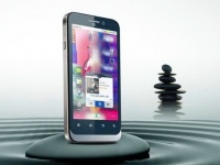 ZTE  9   MWC 2012