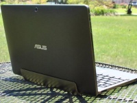 ASUS     ( Android 4.0) EeePad Transformer TF101 