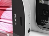 Sony:   Nokia 808 PureView   