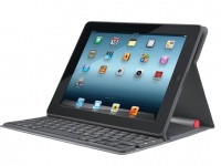 Logitech          iPad