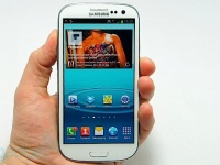 .         Samsung Galaxy SIII
