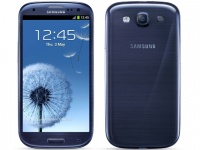 Samsung Galaxy S III    :     