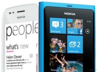 27   Nokia Lumia 800  710   