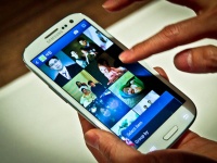   Samsung     Galaxy S III