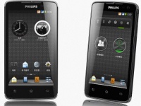 Philips W732:  Android-   