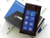  Apple  Nokia Lumia